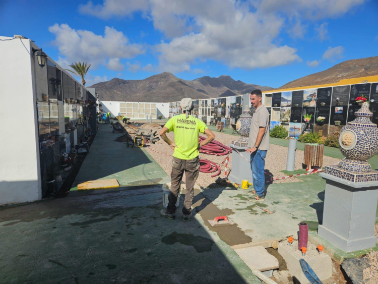 El Ayuntamiento de Pájara mejora el cementerio municipal de Morro Jable con la renovación integral del alumbrado