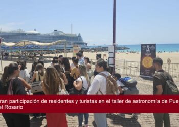 Gran participación de residentes y turistas en el taller de astronomía de Puerto del Rosario