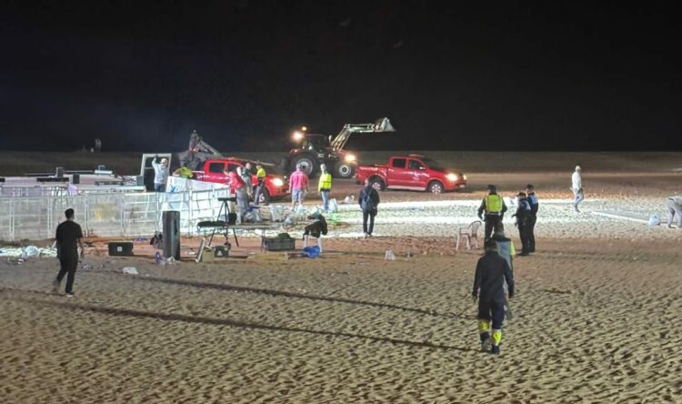 Pájara limpia la playa del Matorral en tiempo récord tras el rodaje de ‘La Reina del Flow’