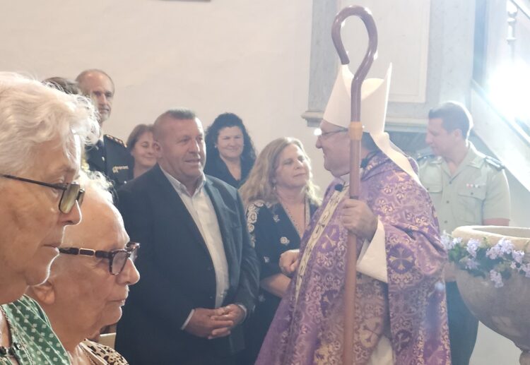 The Church of Our Lady of La Antigua hosted the solemn and at the same time close Funeral for H.H. Pope Francis.
