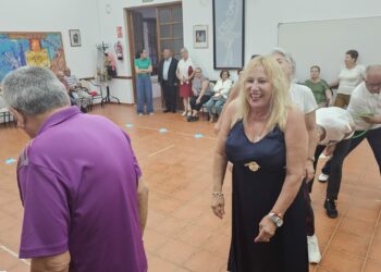 Gli anziani di Antigua si allenano per partecipare alle Neurolimpiadi 2025