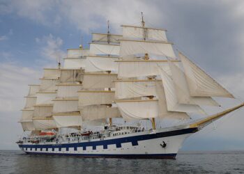 Royal Clipper, uno de los mejores veleros del mundo, visita Puerto del Rosario