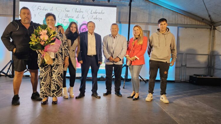 Un divertido y completo recorrido por la historia del pregonero Juan Peña inicia las Fiestas de Triquivijate