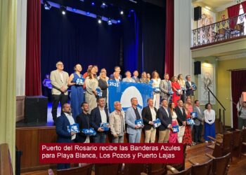 Puerto del Rosario erhält die Blaue Flagge für Playa Blanca, Los Pozos und Puerto Lajas.