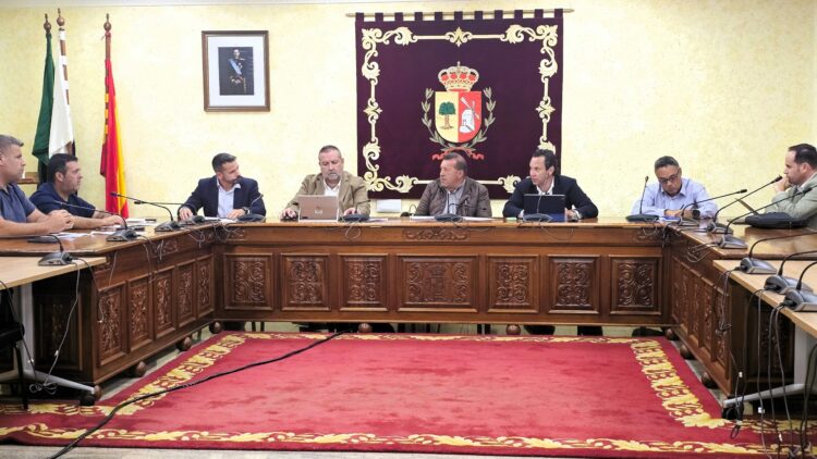 Aguas de Antigua licita o formaliza cinco contratos en cinco meses por valor de 650.000 euros