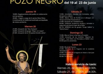 Fuochi, balli all’aperto e un grande falò alle Fiestas de San Juan a Pozo Negro