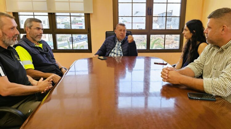 Unión Antigua receives the most important financial backing in its history 50,000 euros from the Antigua Town Hall.