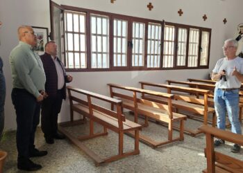 The Parish of Las Salinas opens new windows and stained glass windows for its Fiestas del Carmen