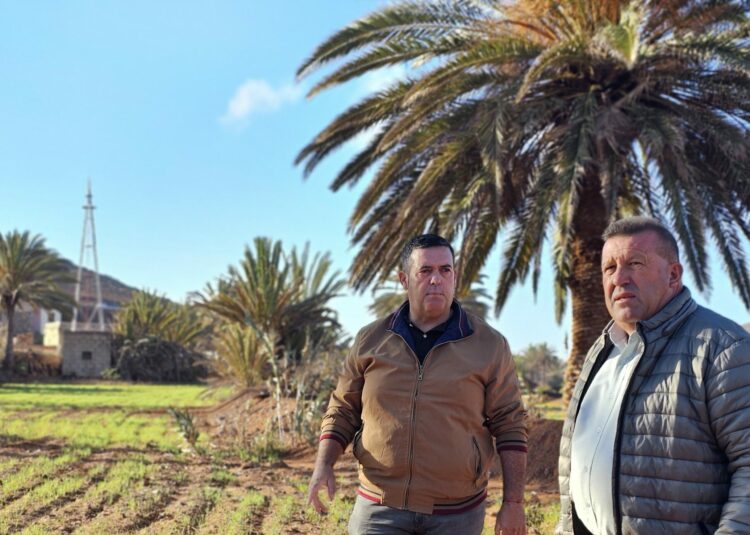 Antigua subvenciona sonar a los pescadores y cubre el seguro de retirada de animales muertos a los ganaderos