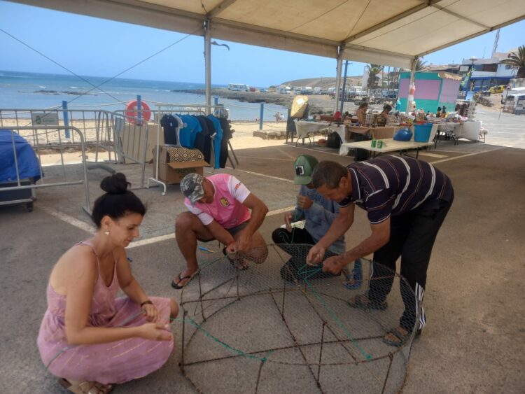 Verbenas, fuochi d’artificio e processione di terra marittima in questo grande fine settimana di festeggiamenti a Las Salinas