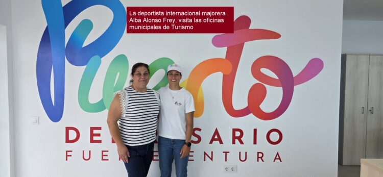 Die internationale Sportlerin aus Mallorca, Alba Alonso Frey, besucht das Fremdenverkehrsbüro der Gemeinde.