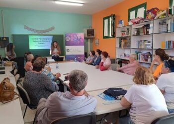 Das Cabildo von Fuerteventura initiiert erfolgreich Schulungsgespräche zur elterlichen Kontrolle