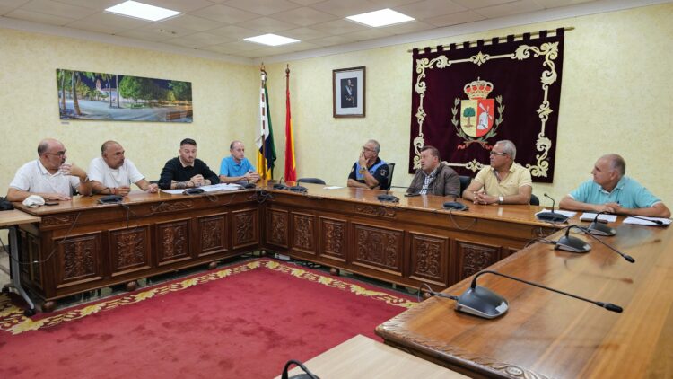 Il Municipio non accetta la proposta dell’associazione di rimuovere le stazioni di taxi ad Antigua.