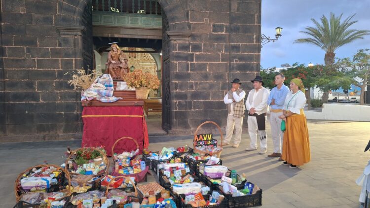 Casillas del Ángel mantiene viva la sua fede e la sua tradizione con l’emozionante offerta a Santa Ana