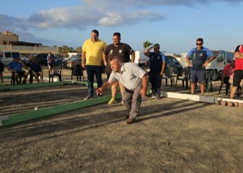 Emozione, cuore e obiettivo nel IV Torneo di Bola Canaria ad Antigua con 50 squadre partecipanti.