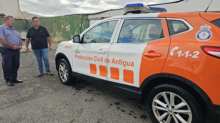 Antigua refuerza el equipo de Protección Civil con un nuevo vehículo