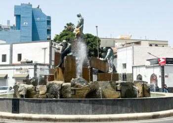 El Ayuntamiento de Puerto del Rosario reactiva cuatro fuentes ornamentales tras su reparación y acondicionamiento