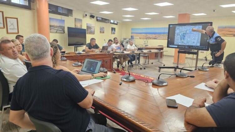 Un equipo técnico y profesional avala la seguridad en las Fiestas de Antigua 2025