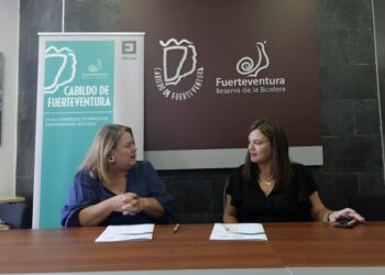 Cabildo y Savia Canarias impulsan el emprendimiento femenino en Fuerteventura a través de un convenio