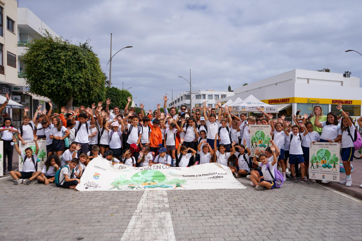 Corralejo celebra el Día Mundial Sin Coche con un encuentro de escolares