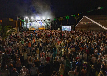 Espectacular concierto de David Bustamante en las Fiestas de Antigua