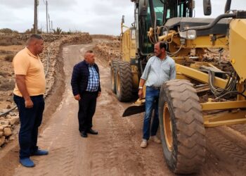 Comprobación a pie de pista de la mejora y asentamiento de 50 kilómetros de tramos de carrera