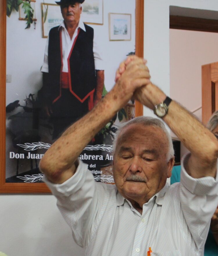 Antigua lamenta el fallecimiento de Juansito o D. Juan Avelino Cabrera Amador