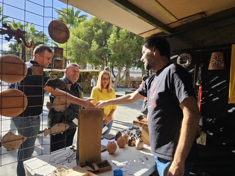 Artesanos y artesanos ya pueden solicitar participar en el V Encuentro y Venta de Artesanía Fuerteventura