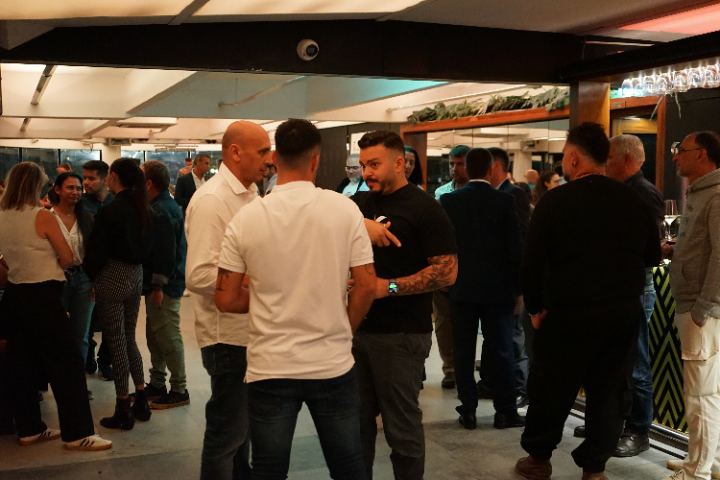 Críticos destacados del sector gastronómico prueban el sabor de La Oliva en una ‘cena experiencia’ en el marco de la San Sebastián Gastronomika