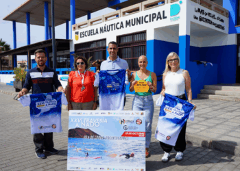Los nadadores vuelven a conquistar las aguas de la Travesía a Nado Isla de Lobos – Fuerteventura en su XXVI edición