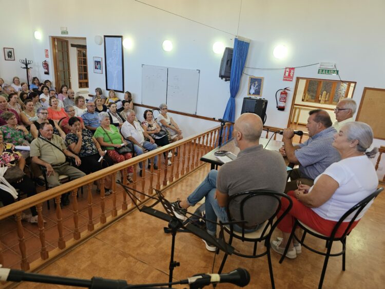 Los mayores de Antigua comienzan la inscripción para viajar a Cantabria