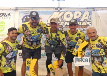 Éxito de organizacion, participación y entusiasmo en el Copa Canarias Kayak y el Encuentro de Kayak Fuerteventura