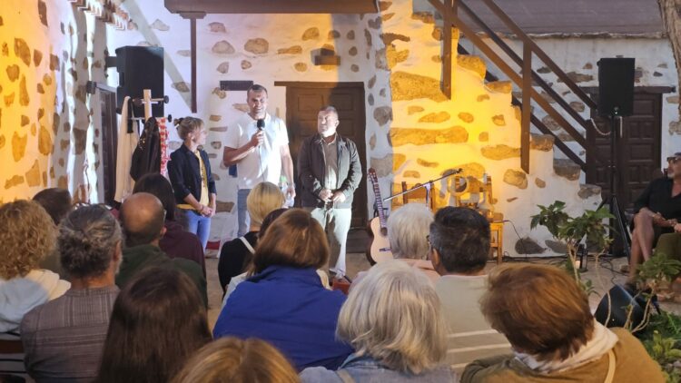 Candil de Cuentos comienza calentito, con acento cubano y poéticos ritmos