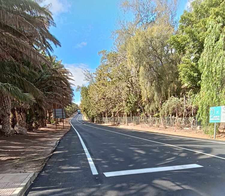 Carreteras concluye el asfaltado de la antigua vía de acceso a Costa Calma