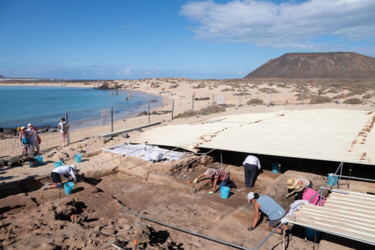 ﻿Cabildo de Fuerteventura y Museos de Tenerife inician una décima excavación en el yacimiento Lobos I