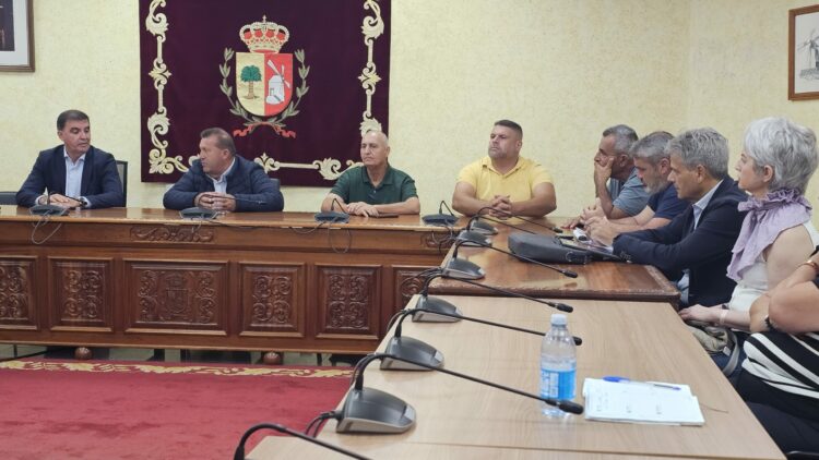 Tres posibles ubicaciones para la Antena de Comunicación enmarcan la conformidad entre vecinos y empresa