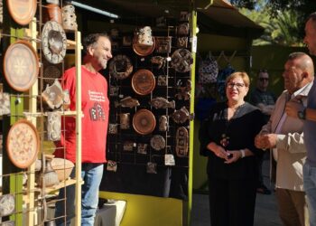 Nuevas piezas, nuevas joyas, nuevos detalles y trabajos en el V Encuentro y Venta de Artesanía Fuerteventura 2025