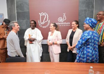 El Cabildo da la bienvenida a los artistas de la ‘Gran Jornada Cultural Africana’
