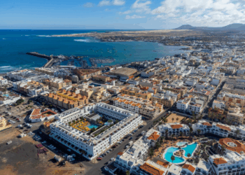 La Oliva cede suelo a la Consejería de Educación del Gobierno de Canarias para la construcción de un tercer instituto en el municipio