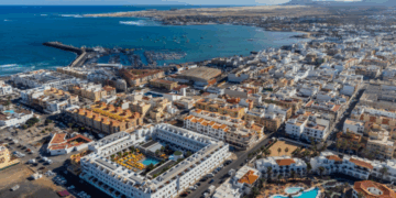 La Oliva cede suelo a la Consejería de Educación del Gobierno de Canarias para la construcción de un tercer instituto en el municipio