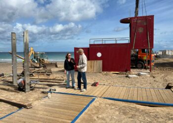 El Ayuntamiento actúa en Playa Blanca para mejorar la accesibilidad y la seguridad