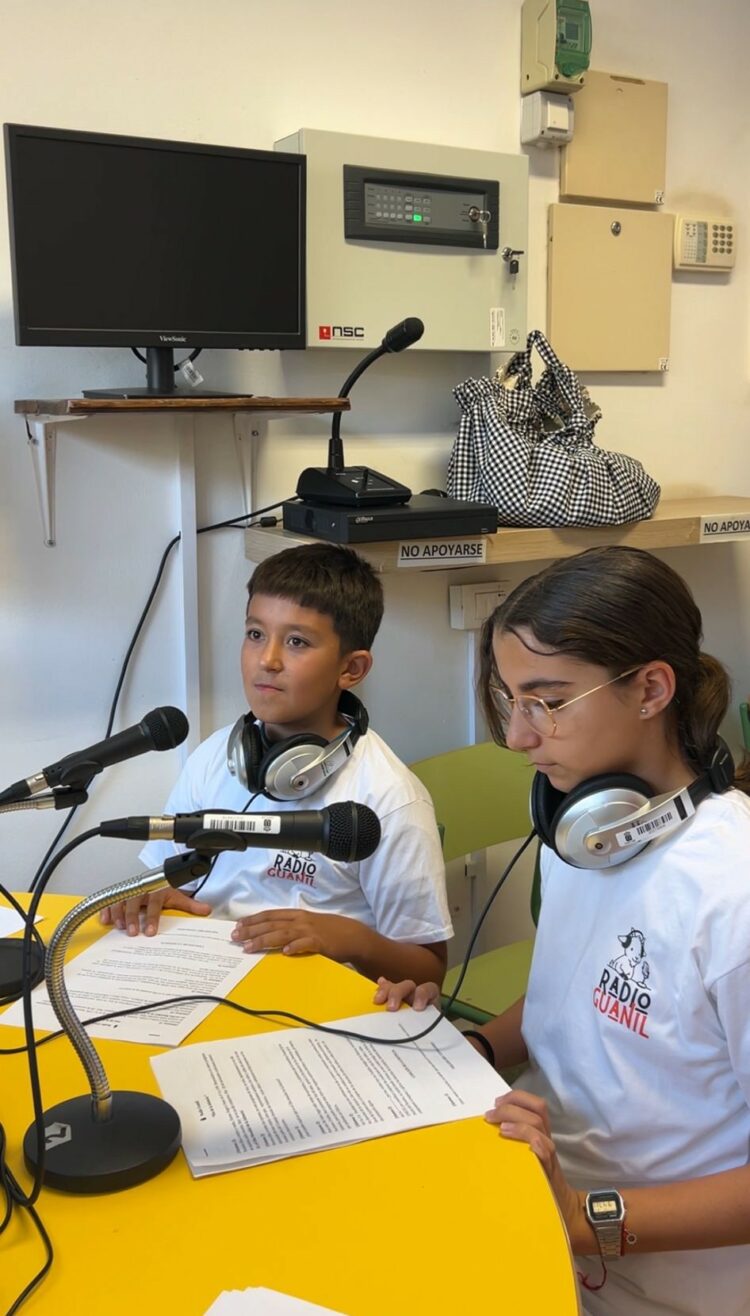 El Cabildo conmemora el Día Mundial de la Infancia con un programa especial de radio en CEIP Puerto Cabras