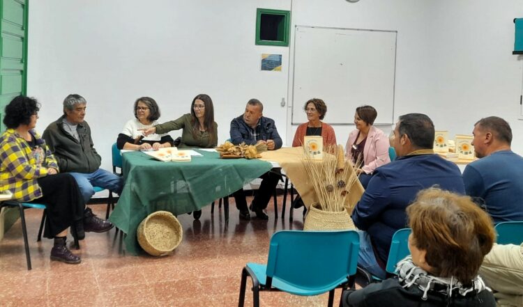El Ayuntamiento de Antigua felicita el regreso de la Asociación Triquivijateando