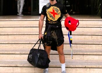 El luchador del club AFC de Antigua Juan Carlos Gutiérrez Alonso ‘La sensación’ Campeón del Mundo en la World XFC