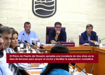 El Pleno de Puerto del Rosario aprueba una moratoria de dos años en la tasa de terrazas para apoyar al sector y facilitar la adaptación normativa