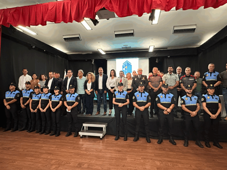 Once nuevos agentes se incorporan a la Policía Local de Pájara 