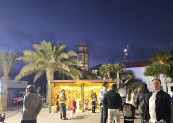 El Ayuntamiento de Antigua lleva las luces de Navidad a cada pueblo del Municipio
