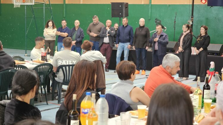 Almuerzo navideño del personal de Antigua para felicitar y agradecer su trabajo