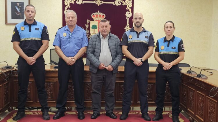 Antigua celebra la Toma de Posesión de tres agentes en la Policía Local