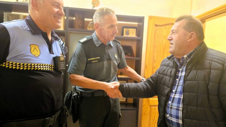 Antigua felicita el trabajo desarrollado por la Guardia Civil en el Municipio durante el 2025